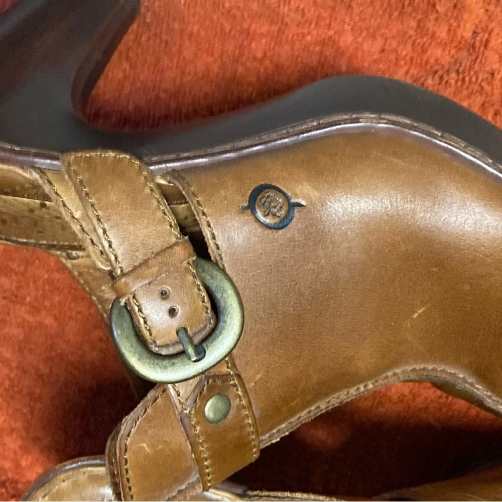 Born Clogs - Picture 4 of 5